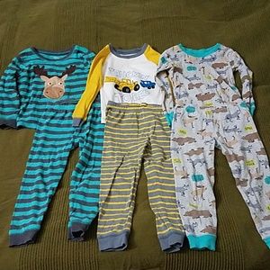 Carter's Pajamas Sets: 3 for $12